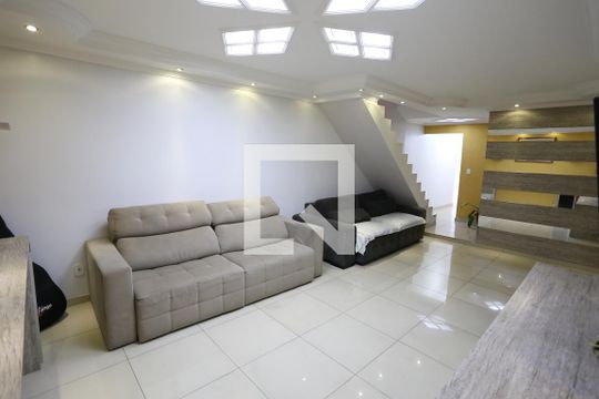 Sala de casa à venda com 4 quartos, 260m² em Jardim Ponte Rasa, São Paulo
