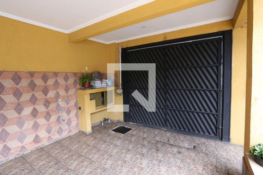 Garagem de casa à venda com 4 quartos, 260m² em Jardim Ponte Rasa, São Paulo