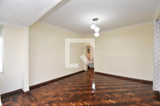 Sala 2 de apartamento para alugar com 3 quartos, 140m² em Centro, Curitiba