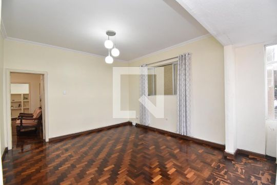 Sala 2 de apartamento para alugar com 3 quartos, 140m² em Centro, Curitiba