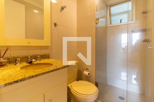 Banheiro Social de apartamento à venda com 3 quartos, 68m² em Vila Matilde, São Paulo