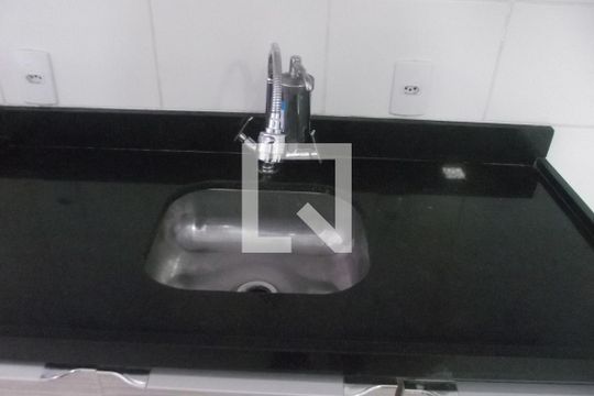 Cozinha de apartamento à venda com 2 quartos, 47m² em Sampaio, Rio de Janeiro