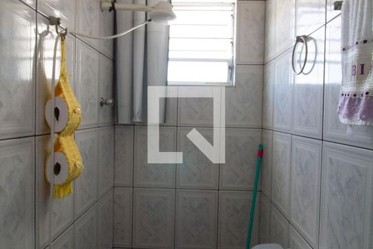 Banheiro 1 de casa à venda com 4 quartos, 300m² em Parque Guarani, São Paulo