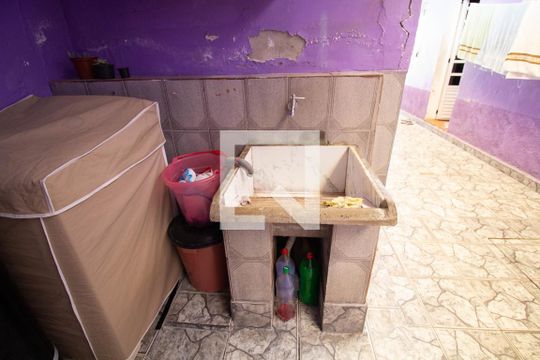 Área de Serviço de casa à venda com 4 quartos, 300m² em Parque Guarani, São Paulo
