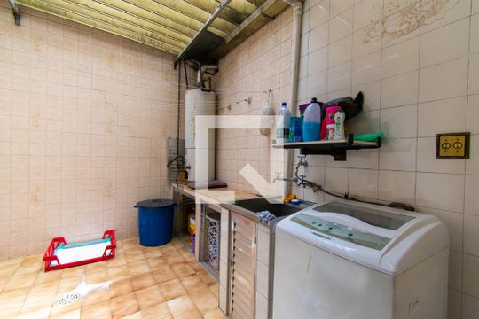 Área de Serviço de casa à venda com 3 quartos, 220m² em Jardim Ângela (zona Leste), São Paulo