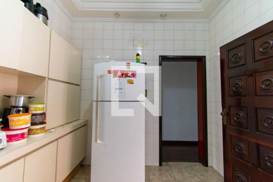 Cozinha de casa à venda com 3 quartos, 220m² em Jardim Ângela (zona Leste), São Paulo