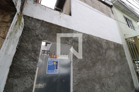 Fachada de casa para alugar com 1 quarto, 45m² em Jardim Vila Formosa, São Paulo