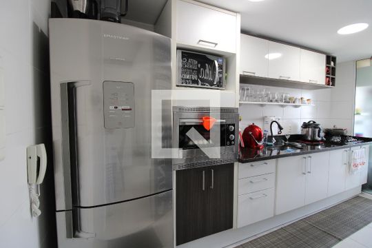 Cozinha de apartamento à venda com 3 quartos, 75m² em Anil, Rio de Janeiro