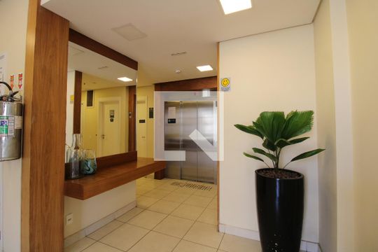 Hall de Entrada de apartamento à venda com 3 quartos, 75m² em Anil, Rio de Janeiro