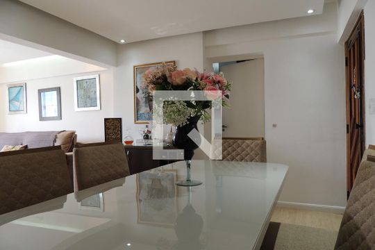 Sala de apartamento à venda com 3 quartos, 120m² em Freguesia de Jacarepaguá, Rio de Janeiro