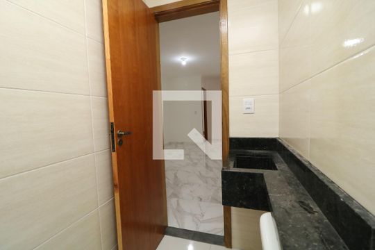 Banheiro de apartamento para alugar com 2 quartos, 60m² em Jardim Marília, São Paulo