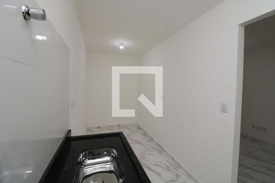 Cozinha de apartamento para alugar com 2 quartos, 60m² em Jardim Marília, São Paulo