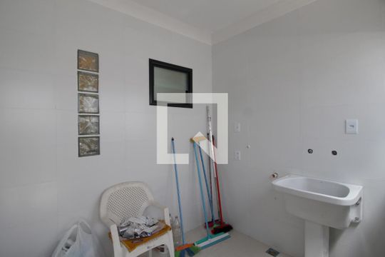 Área de Serviço de casa para alugar com 5 quartos, 374m² em Vila Fiori, Sorocaba