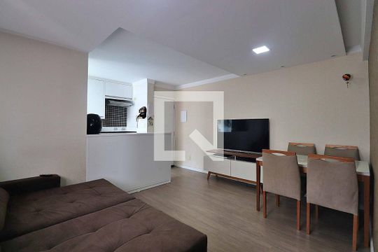 Apartamento à venda com 2 quartos, 57m² em Vila Valparaiso, Santo André