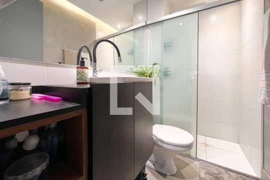 Banheiro de kitnet/studio à venda com 1 quarto, 35m² em Vila Leopoldina, São Paulo