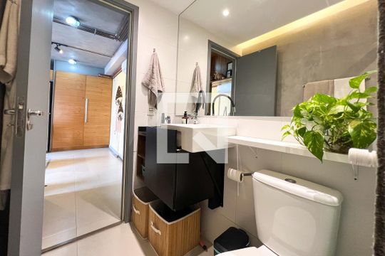 Banheiro de kitnet/studio à venda com 1 quarto, 35m² em Vila Leopoldina, São Paulo