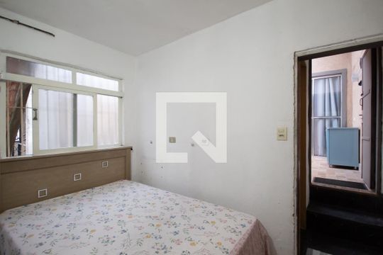 Quarto de Serviço de casa para alugar com 3 quartos, 55m² em Jardim das Flores, Osasco