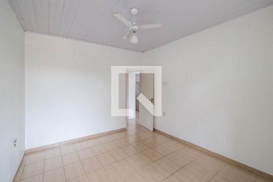 Quarto 2 de casa à venda com 4 quartos, 182m² em Medianeira, Porto Alegre