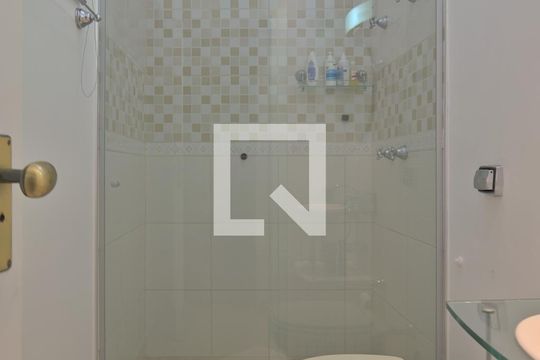 Banheiro da Suíte de casa à venda com 5 quartos, 153m² em Vila Industrial, Campinas