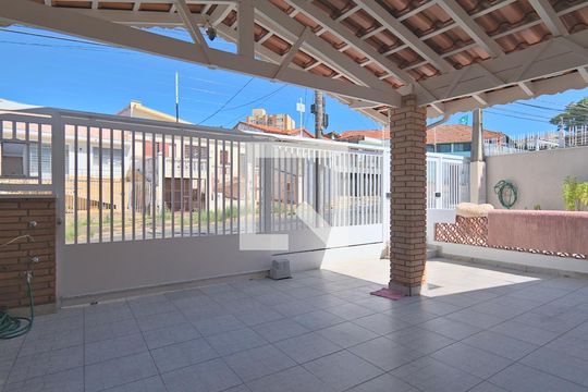 Garagem de casa à venda com 5 quartos, 153m² em Vila Industrial, Campinas
