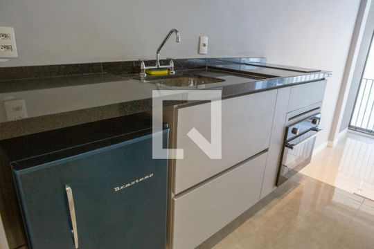 Cozinha de kitnet/studio à venda com 1 quarto, 29m² em Perdizes, São Paulo