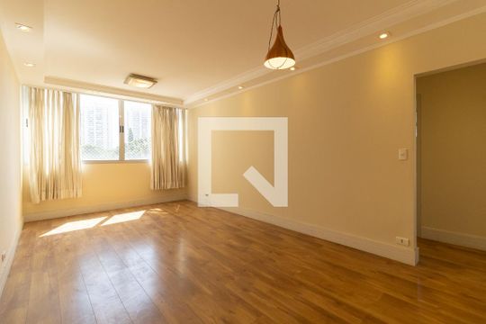 Apartamento à venda com 2 quartos, 75m² em Cambuci, São Paulo