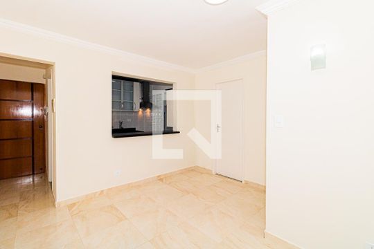 Sala de apartamento para alugar com 2 quartos, 50m² em Vila Mazzei, São Paulo