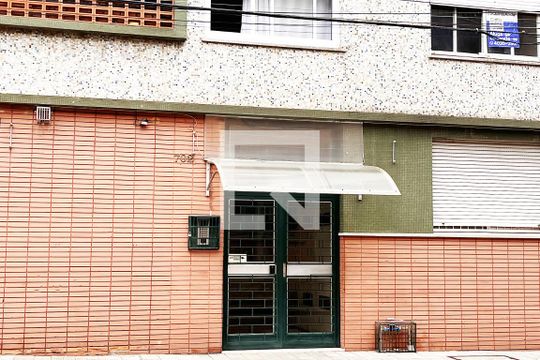 Fachada de apartamento para alugar com 1 quarto, 44m² em Centro Histórico, Porto Alegre