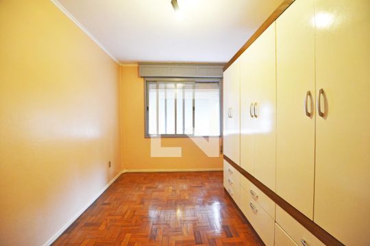 Quarto  de apartamento à venda com 1 quarto, 44m² em Centro Histórico, Porto Alegre