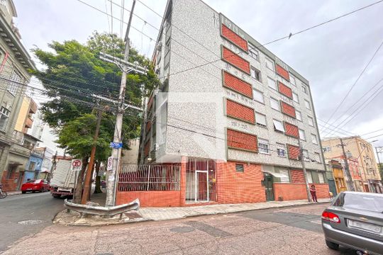 Fachada de apartamento para alugar com 1 quarto, 44m² em Centro Histórico, Porto Alegre