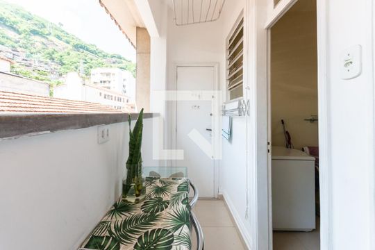 Cozinha de apartamento à venda com 3 quartos, 108m² em Tijuca, Rio de Janeiro