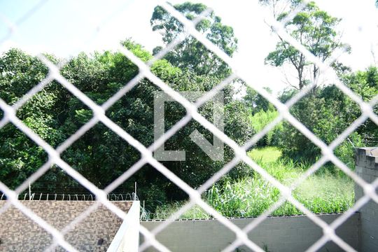 Vista do Quarto 1  de casa de condomínio para alugar com 3 quartos, 103m² em Parque Rincão, Cotia