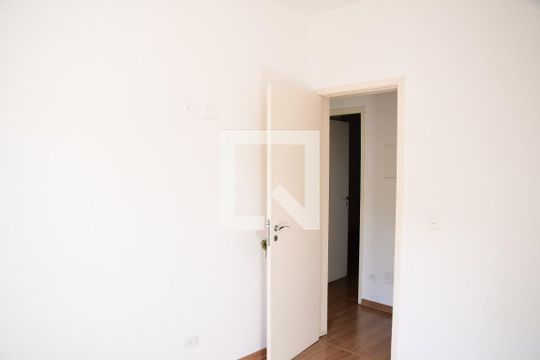 Quarto 1  de casa de condomínio para alugar com 3 quartos, 103m² em Parque Rincão, Cotia