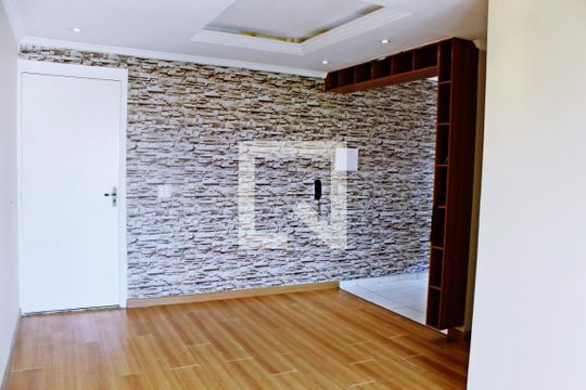 Sala de apartamento à venda com 2 quartos, 51m² em Jardim Santo Antônio, São Paulo