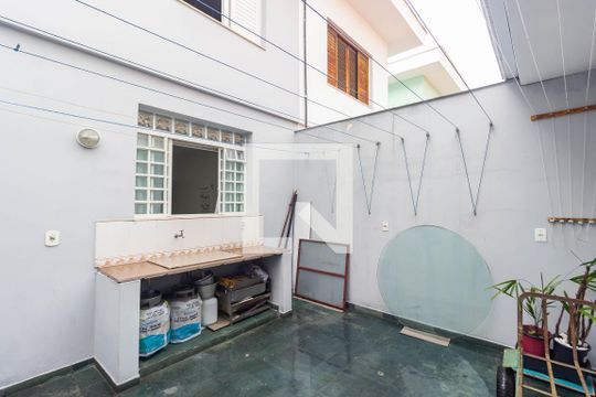 Área de Serviço de casa à venda com 3 quartos, 154m² em Jardim Peri Peri, São Paulo