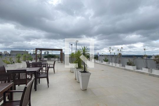 Área comum de apartamento para alugar com 1 quarto, 41m² em Jardim Tupanci, Barueri