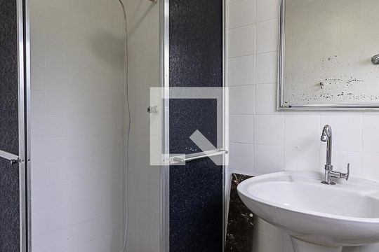 Banheiro de apartamento para alugar com 2 quartos, 72m² em Planalto Paulista, São Paulo