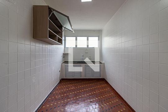 Cozinha de apartamento para alugar com 2 quartos, 72m² em Planalto Paulista, São Paulo