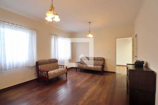 Sala de casa à venda com 3 quartos, 266m² em Santa Maria, Santo André