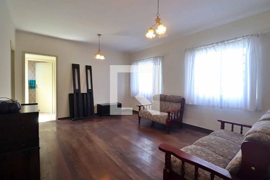 Sala de casa à venda com 3 quartos, 266m² em Santa Maria, Santo André