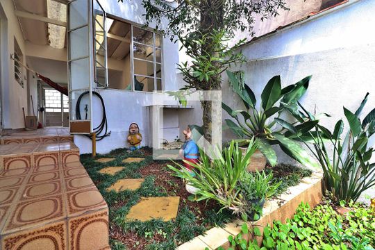 Jardim de casa à venda com 3 quartos, 266m² em Santa Maria, Santo André