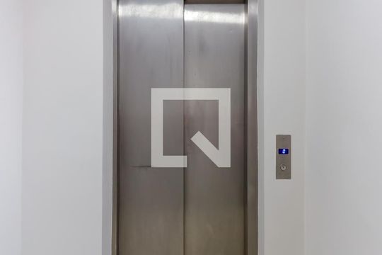 Área Comum - Elevador de apartamento à venda com 1 quarto, 30m² em Vila Maria Alta, São Paulo