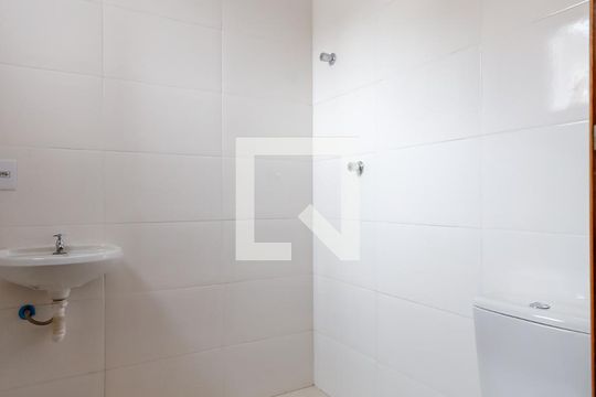 Banheiro de apartamento à venda com 1 quarto, 30m² em Vila Maria Alta, São Paulo