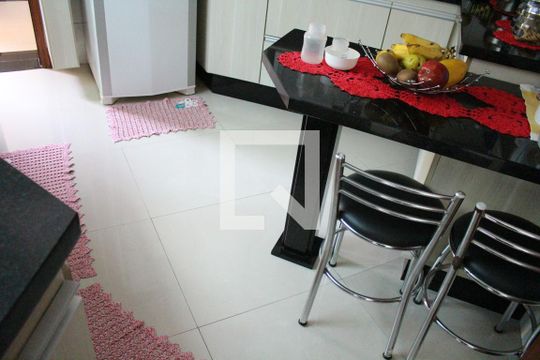 Cozinha de casa à venda com 2 quartos, 120m² em Vila Pereira Barreto, São Paulo