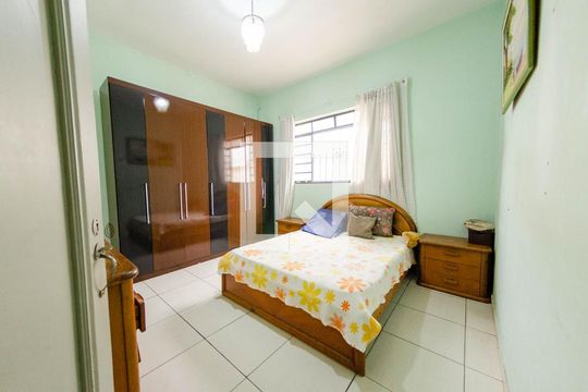 Quarto 1 de casa à venda com 2 quartos, 315m² em Alto Barroca, Belo Horizonte