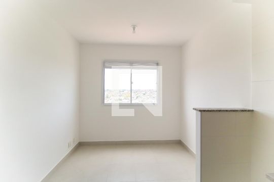 Sala/Cozinha de apartamento para alugar com 2 quartos, 33m² em Vila Nova Curuçá, São Paulo