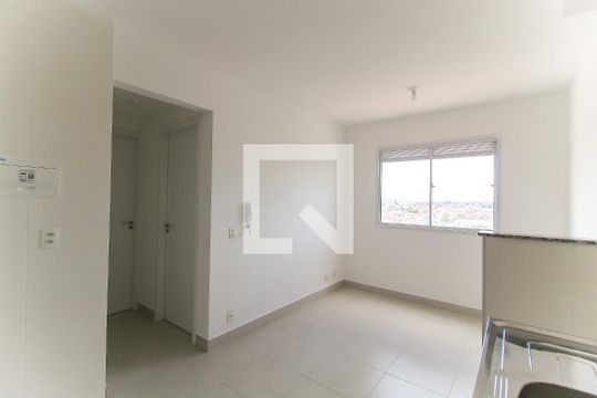 Apartamento para alugar com 2 quartos, 33m² em Vila Nova Curuçá, São Paulo