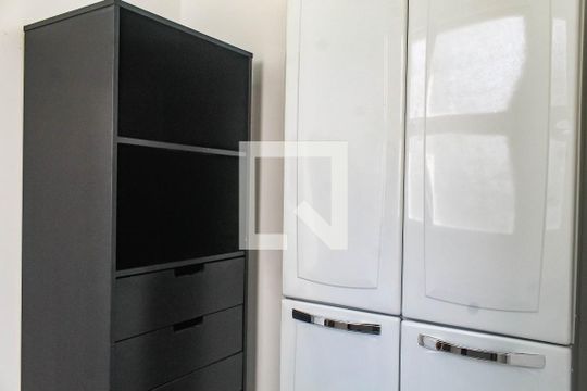 Quarto de Serviço de apartamento para alugar com 1 quarto, 64m² em Balneário Cidade Atlântica, Guarujá