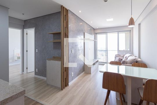 Sala de apartamento para alugar com 2 quartos, 52m² em Centro, Osasco