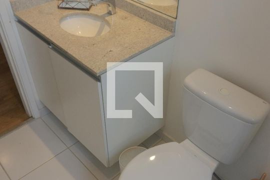 Banheiro de kitnet/studio à venda com 1 quarto, 48m² em Bela Vista, São Paulo